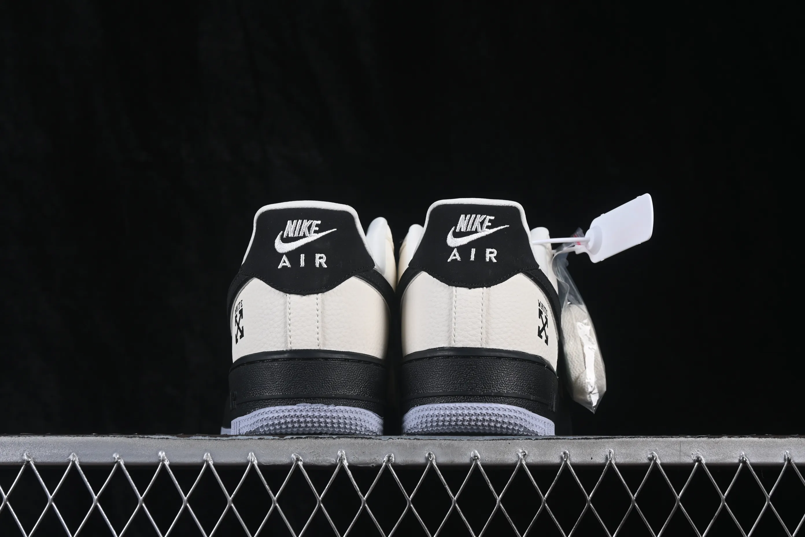 All categories Nk Air Force 1 Air Force series Nk Air Force 1 Low Air Force low-top Nike Air Force 1'07 Low joint model Air Force 1 low-top casual sneakers LD1999-032
